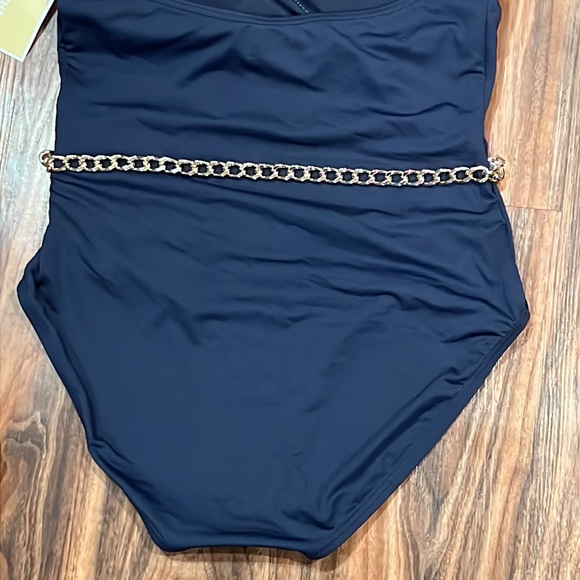 Michael Kors V Neck Monogrammed Chain - Picture 13 of 16